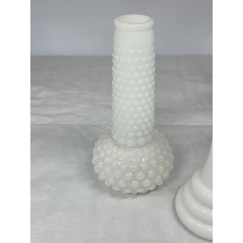 LOT of 3 VINTAGE White Milk Glass Bud Vases Hobnail Stars Wedding Decor - Picture 4 of 12